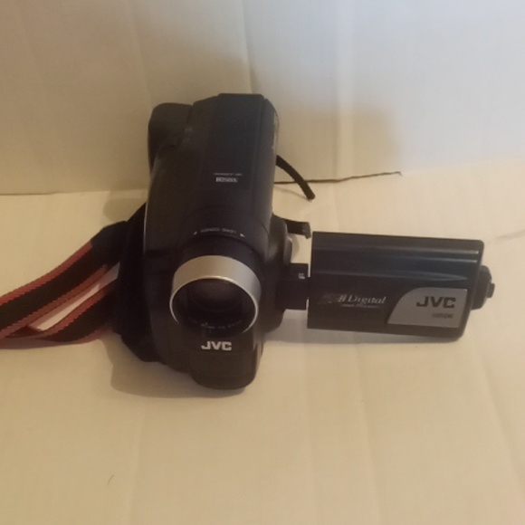 JVC Compact VHS Recorder GR-AXM220U, PARTS ONLY - Picture 1 of 5